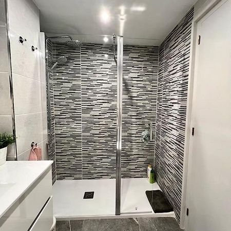 Amplio Apartamento Tranquilo Cerca De La Playa Rosas Exterior foto