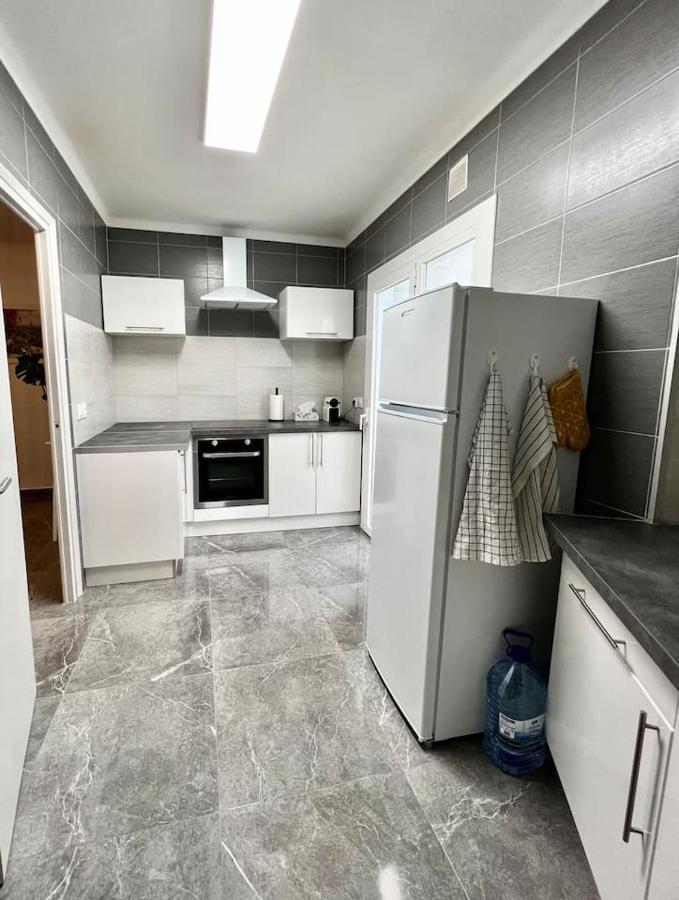 Amplio Apartamento Tranquilo Cerca De La Playa Rosas Exterior foto