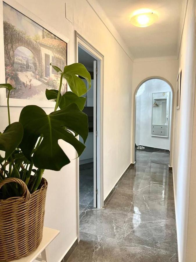 Amplio Apartamento Tranquilo Cerca De La Playa Rosas Exterior foto